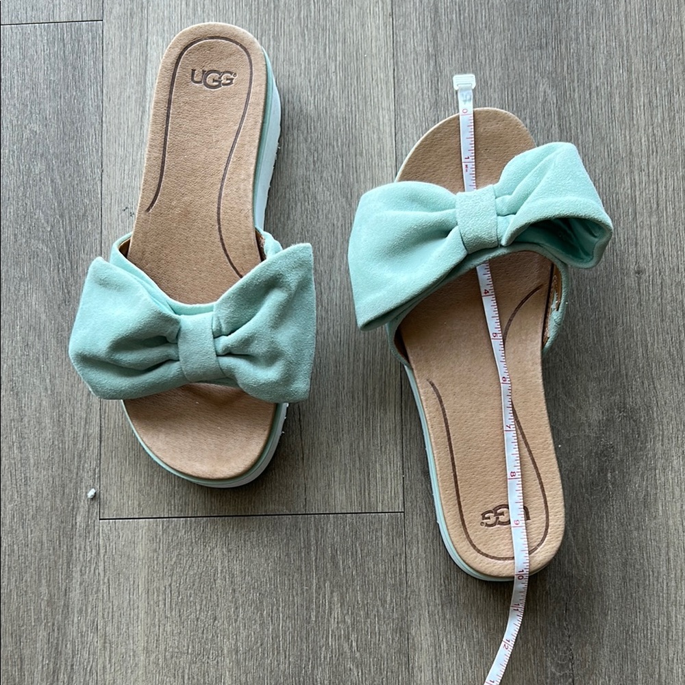 UGG Green Sandals with Soft Bow Accent - Picture 4 of 5